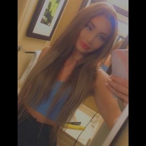 Meet your Posher, Alicia